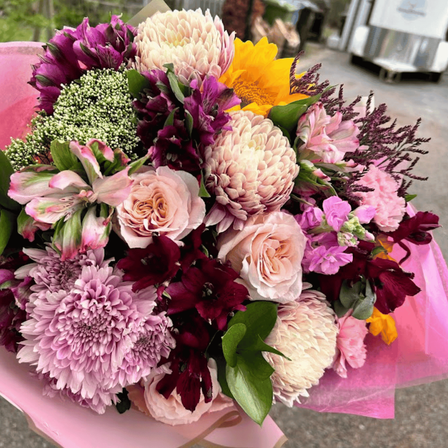 WIWS Bouquets of Courage