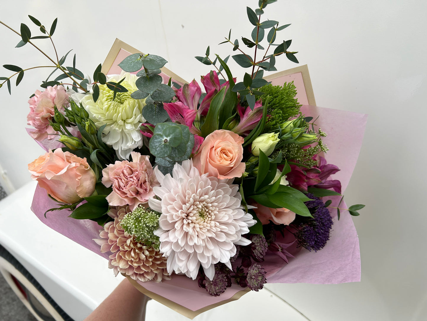 WIWS Bouquets of Courage