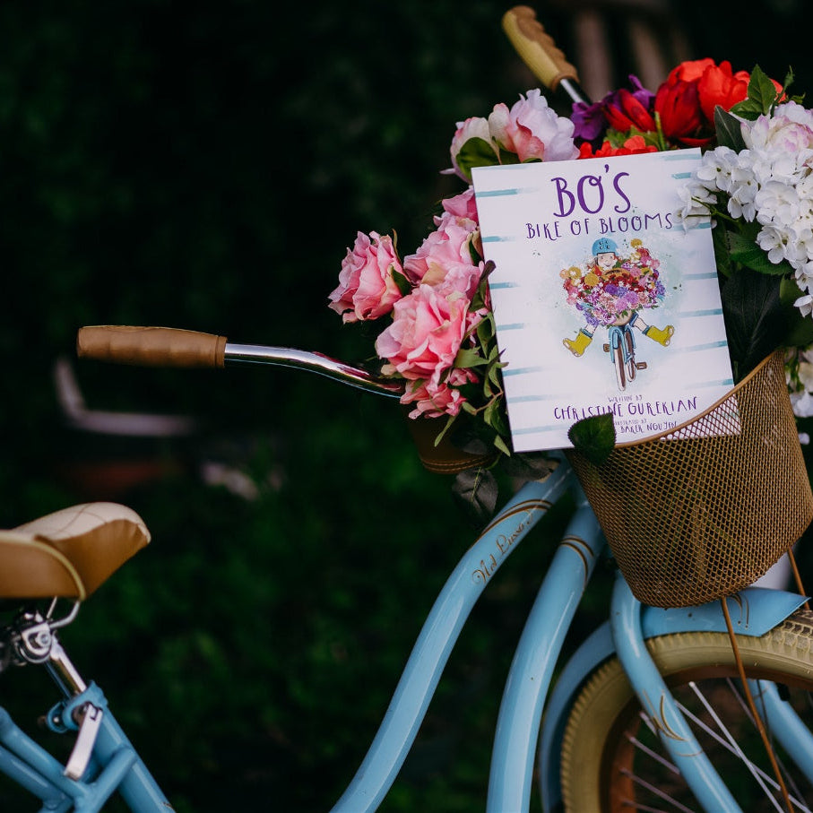 Bo et sa bicyclette fleurie